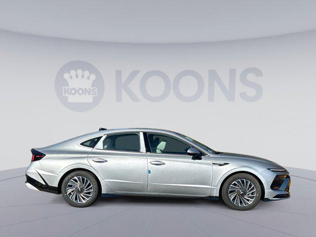 new 2026 Hyundai Sonata Hybrid car, priced at $39,084