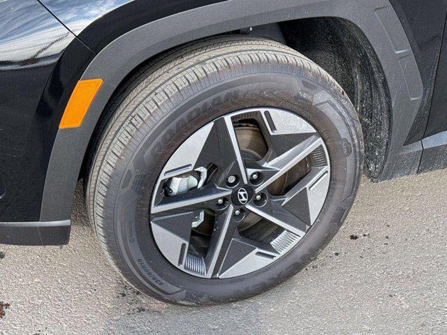 new 2025 Hyundai TUCSON Hybrid car, priced at $33,385