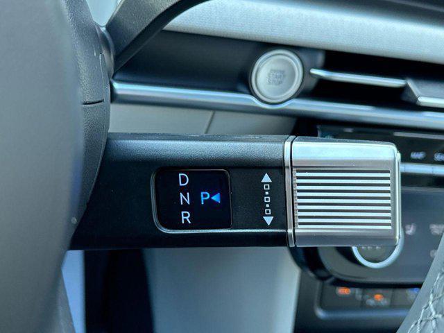 new 2025 Hyundai TUCSON Hybrid car, priced at $33,385