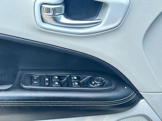 used 2018 Jeep Compass car, priced at $10,000