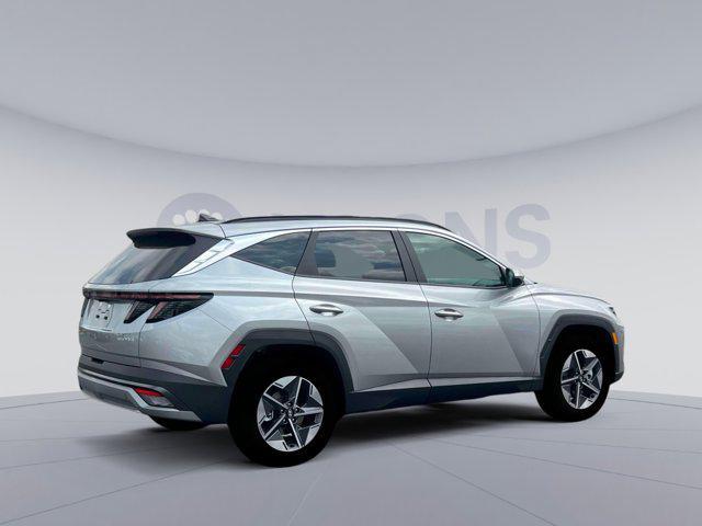 new 2025 Hyundai TUCSON Hybrid car, priced at $32,639