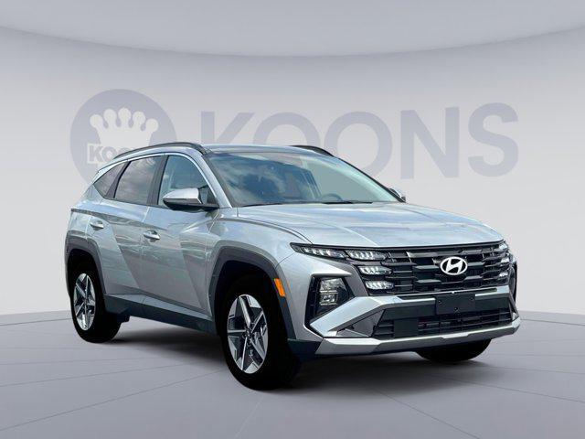 new 2025 Hyundai TUCSON Hybrid car, priced at $32,639