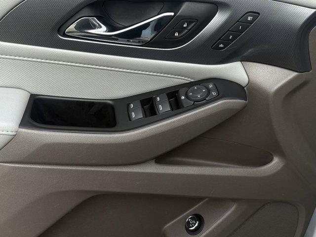 used 2019 Chevrolet Traverse car, priced at $22,500