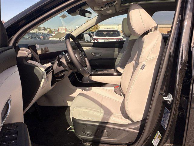 new 2025 Hyundai TUCSON Hybrid car, priced at $32,683