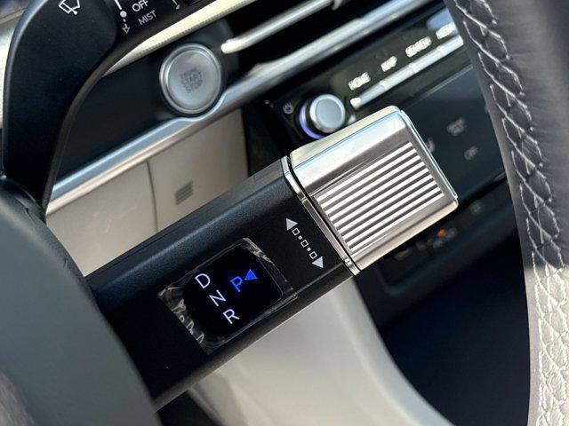 new 2025 Hyundai TUCSON Hybrid car, priced at $32,683