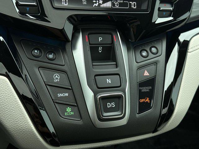 used 2025 Honda Odyssey car, priced at $45,500
