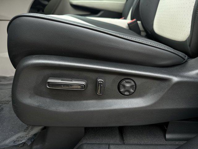 used 2025 Honda Odyssey car, priced at $45,500