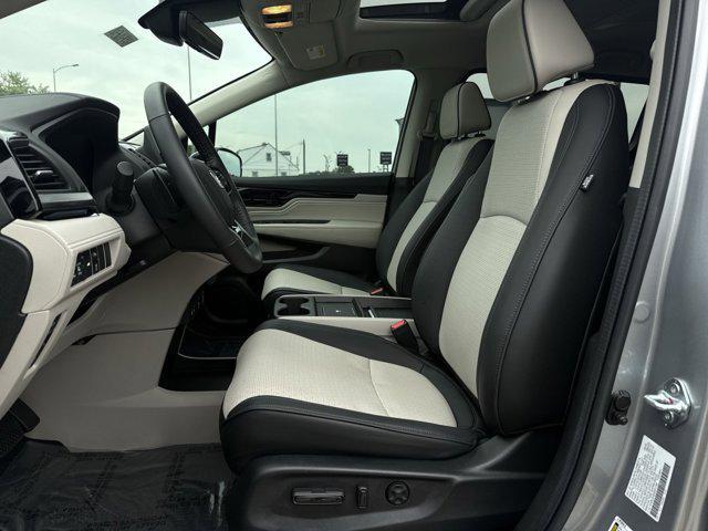 used 2025 Honda Odyssey car, priced at $45,500