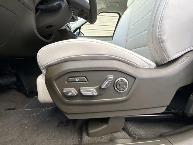 new 2025 Hyundai SANTA FE HEV car, priced at $43,745