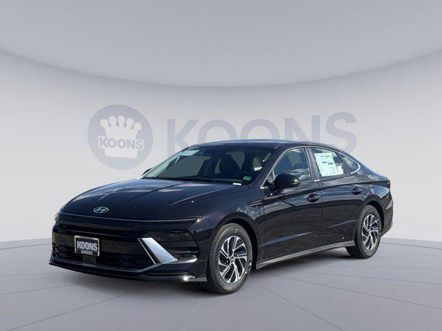 new 2026 Hyundai Sonata Hybrid car, priced at $30,184