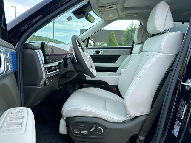 new 2025 Hyundai SANTA FE HEV car, priced at $43,245