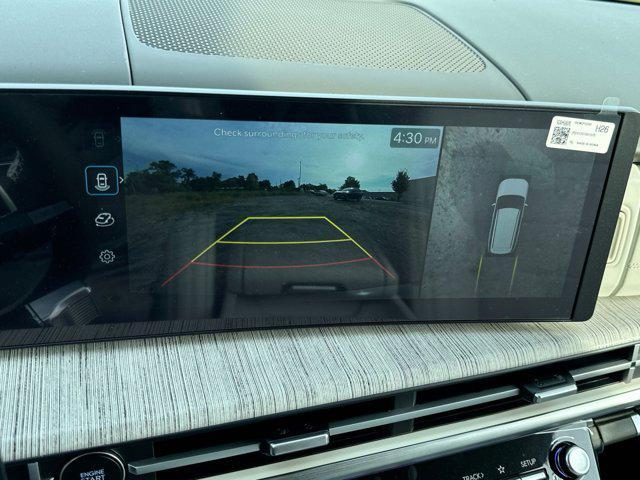 new 2025 Hyundai SANTA FE HEV car, priced at $43,245