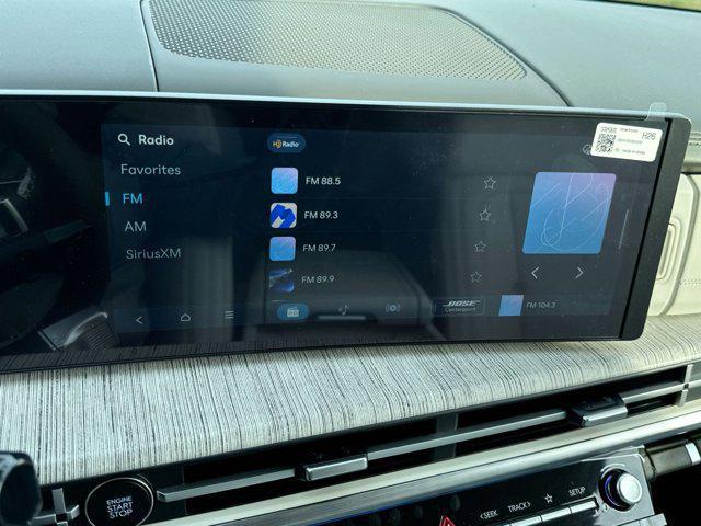 new 2025 Hyundai SANTA FE HEV car, priced at $43,245