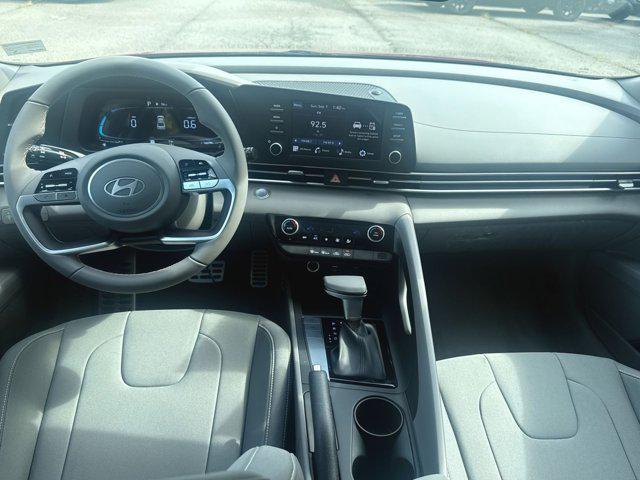 new 2025 Hyundai Elantra car, priced at $24,333