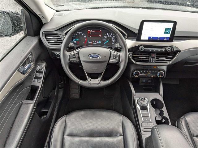 used 2022 Ford Escape car, priced at $20,900