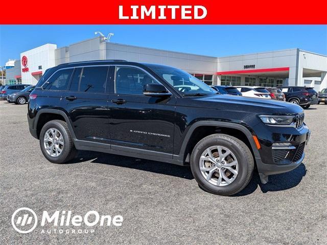 used 2023 Jeep Grand Cherokee car, priced at $29,200