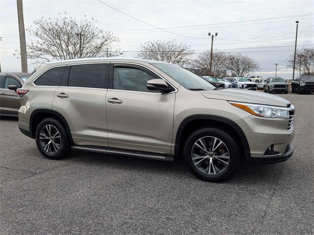 used 2016 Toyota Highlander car, priced at $19,500