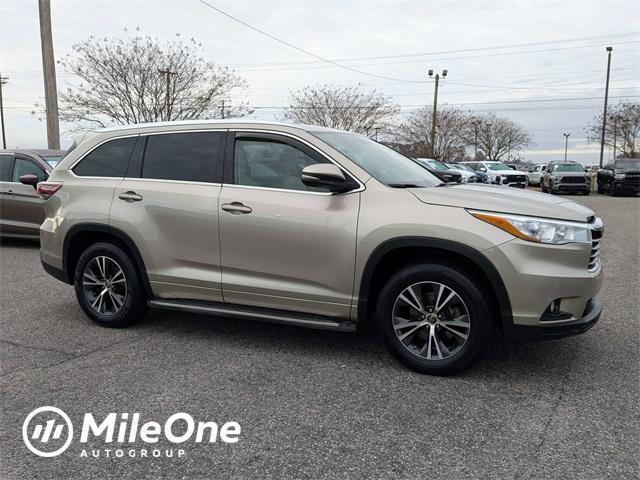 used 2016 Toyota Highlander car, priced at $19,500