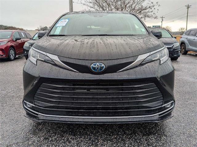 used 2023 Toyota Sienna car, priced at $38,000