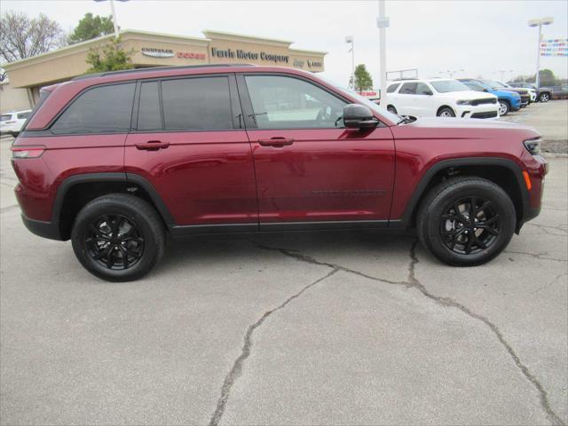 new 2025 Jeep Grand Cherokee car, priced at $44,381