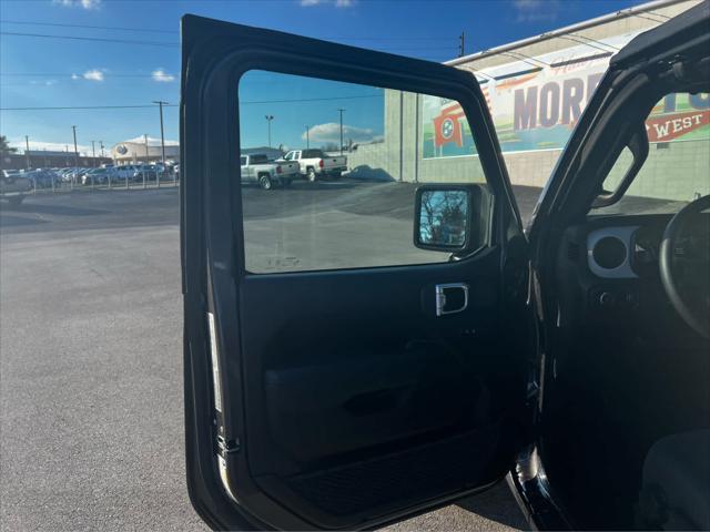 new 2025 Jeep Wrangler car, priced at $33,558