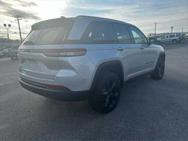 new 2024 Jeep Grand Cherokee car, priced at $46,184