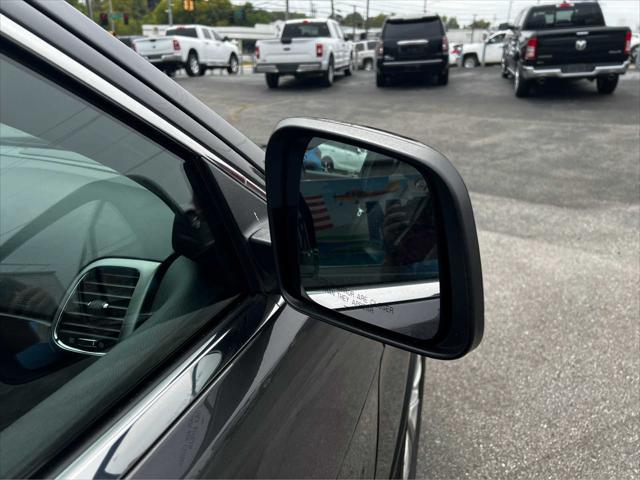 used 2021 Jeep Grand Cherokee car, priced at $25,500