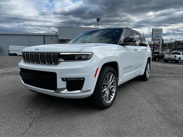 new 2025 Jeep Grand Cherokee L car, priced at $59,872