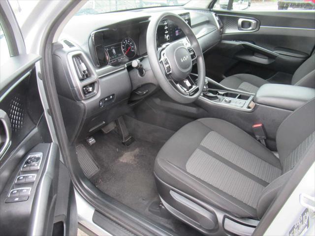 used 2022 Kia Sorento car, priced at $22,962