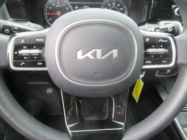 used 2022 Kia Sorento car, priced at $22,962