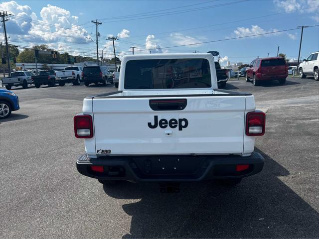 new 2024 Jeep Gladiator car, priced at $46,550