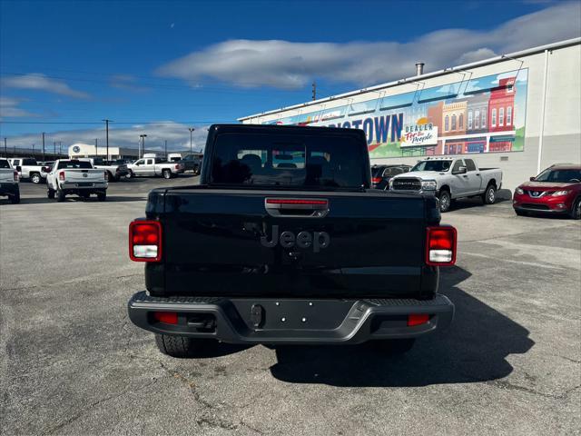 new 2025 Jeep Gladiator car, priced at $41,023