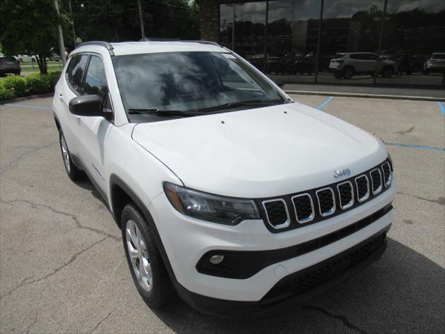 new 2024 Jeep Compass car, priced at $31,037