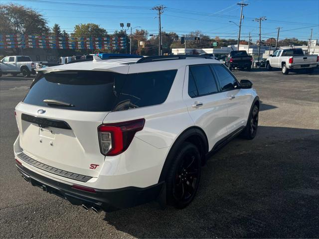 used 2022 Ford Explorer car, priced at $39,998