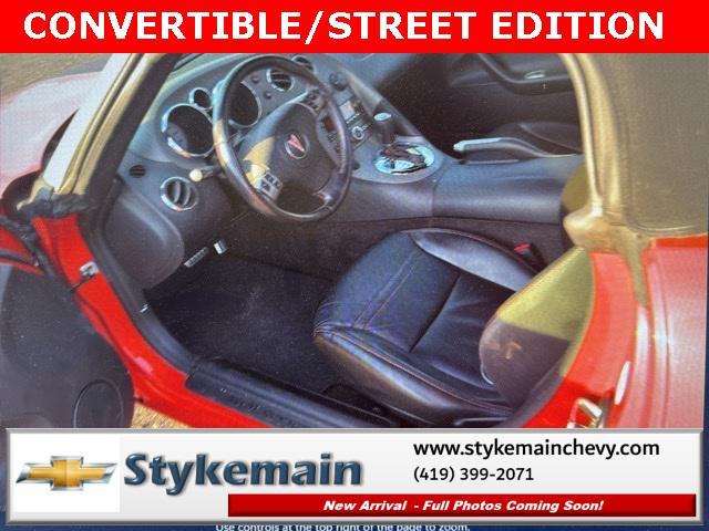 used 2009 Pontiac Solstice car, priced at $14,500