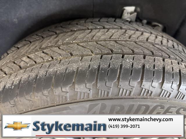 used 2024 Chevrolet Traverse car, priced at $38,851