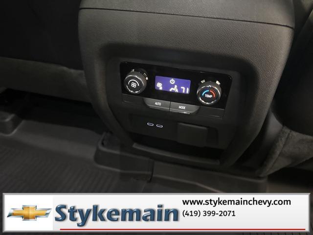 new 2026 Chevrolet Traverse car, priced at $50,403