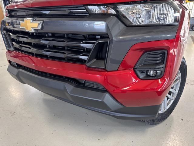 new 2024 Chevrolet Colorado car, priced at $35,811