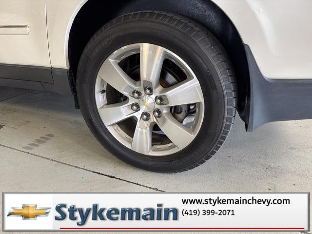 used 2015 Chevrolet Traverse car, priced at $14,290