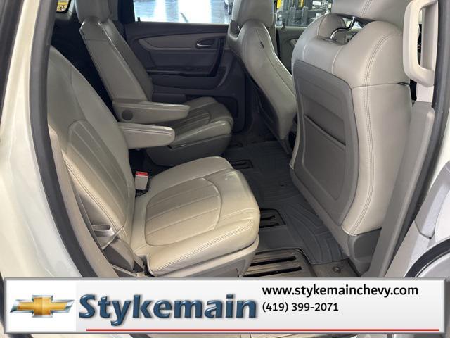 used 2015 Chevrolet Traverse car, priced at $14,290