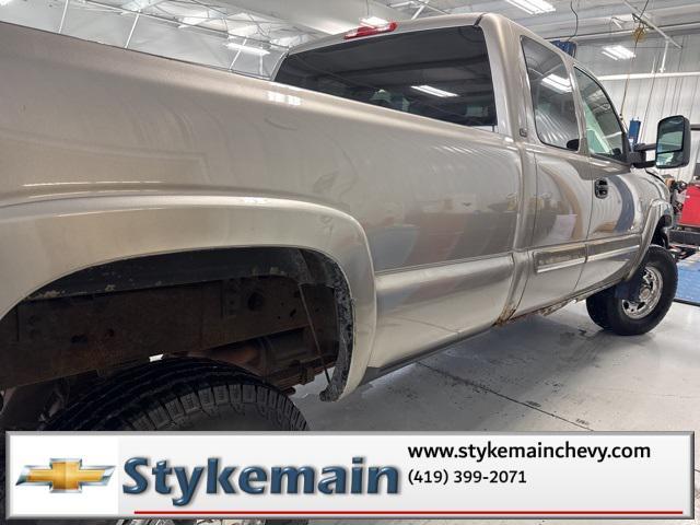 used 2003 Chevrolet Silverado 2500 car, priced at $7,865