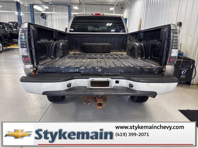 used 2003 Chevrolet Silverado 2500 car, priced at $7,500