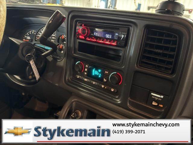 used 2003 Chevrolet Silverado 2500 car, priced at $7,500