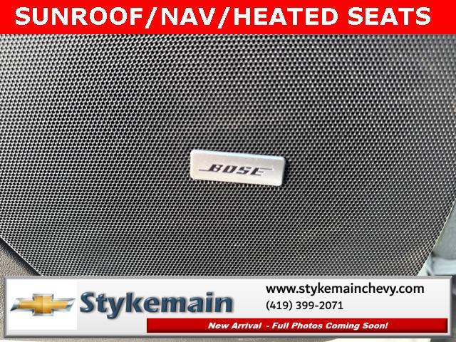 used 2024 Cadillac XT5 car, priced at $36,652