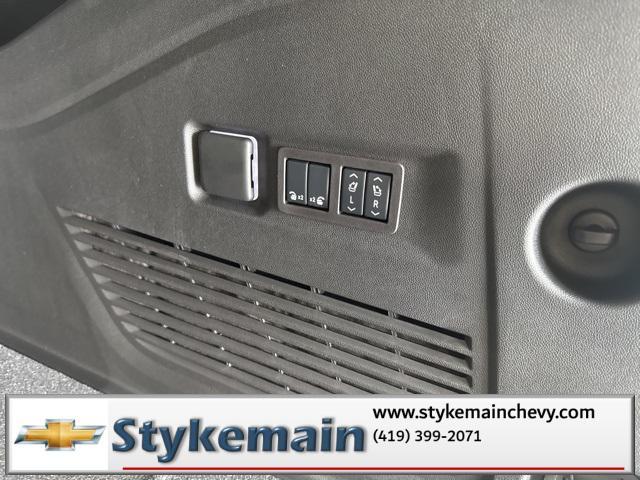 new 2025 Chevrolet Suburban car, priced at $82,910