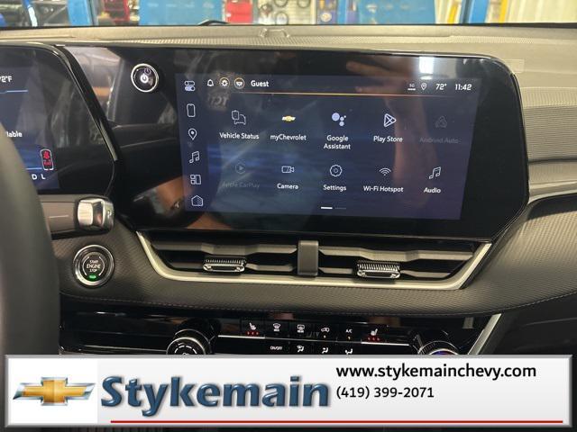 new 2026 Chevrolet Equinox car, priced at $30,260