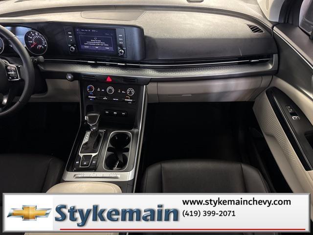 used 2022 Kia Carnival car, priced at $29,698