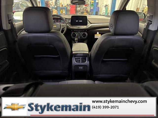 new 2025 Chevrolet Blazer car, priced at $45,085