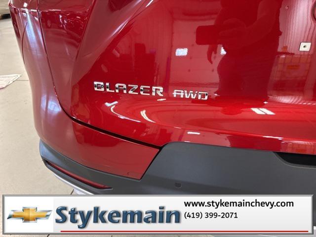 new 2025 Chevrolet Blazer car, priced at $45,085