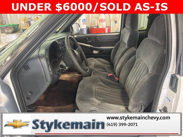 used 2000 Chevrolet S-10 car, priced at $5,994